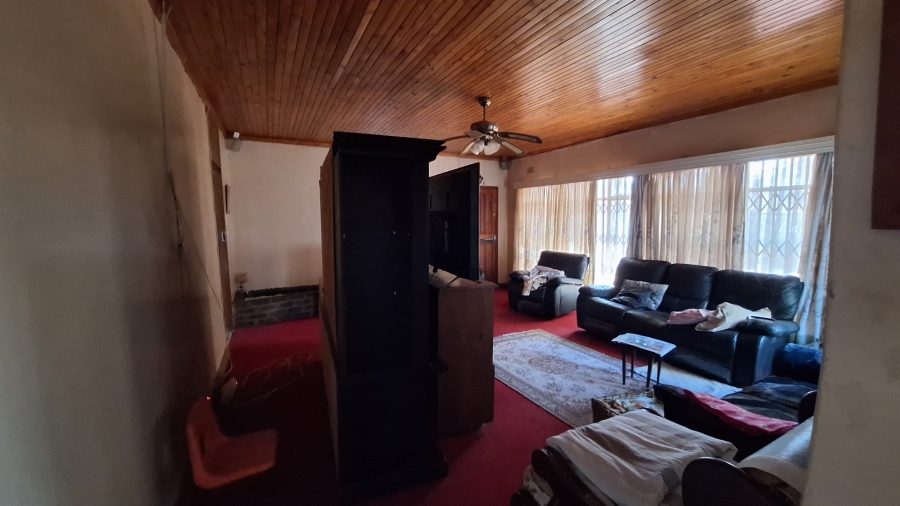 4 Bedroom Property for Sale in Riebeeckstad Free State